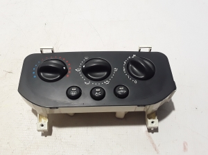 RENAULT Clio II (1998–2005) Heizungsbedienteil 7701047549 - 2