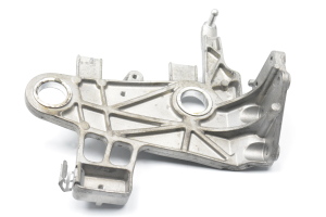 Mercedes Benz C-Class 204 (2007–2014) Luftfiltergehäusehalter A6510902241 - 5