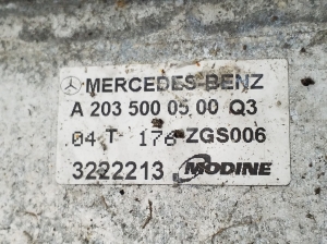 Mercedes Benz C-Class 203 (2000–2007) Vahejahuti radiaator A2035000500 - 2