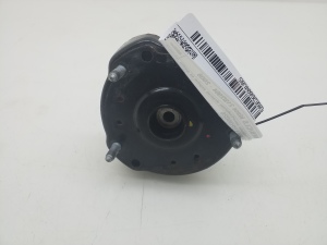 Mercedes Benz CLS-Class 219 (2004–2010) Front strut mount with bearing A2113200026 - 2