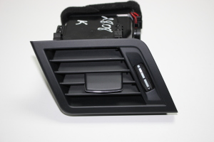 Dashboard air vent grilles