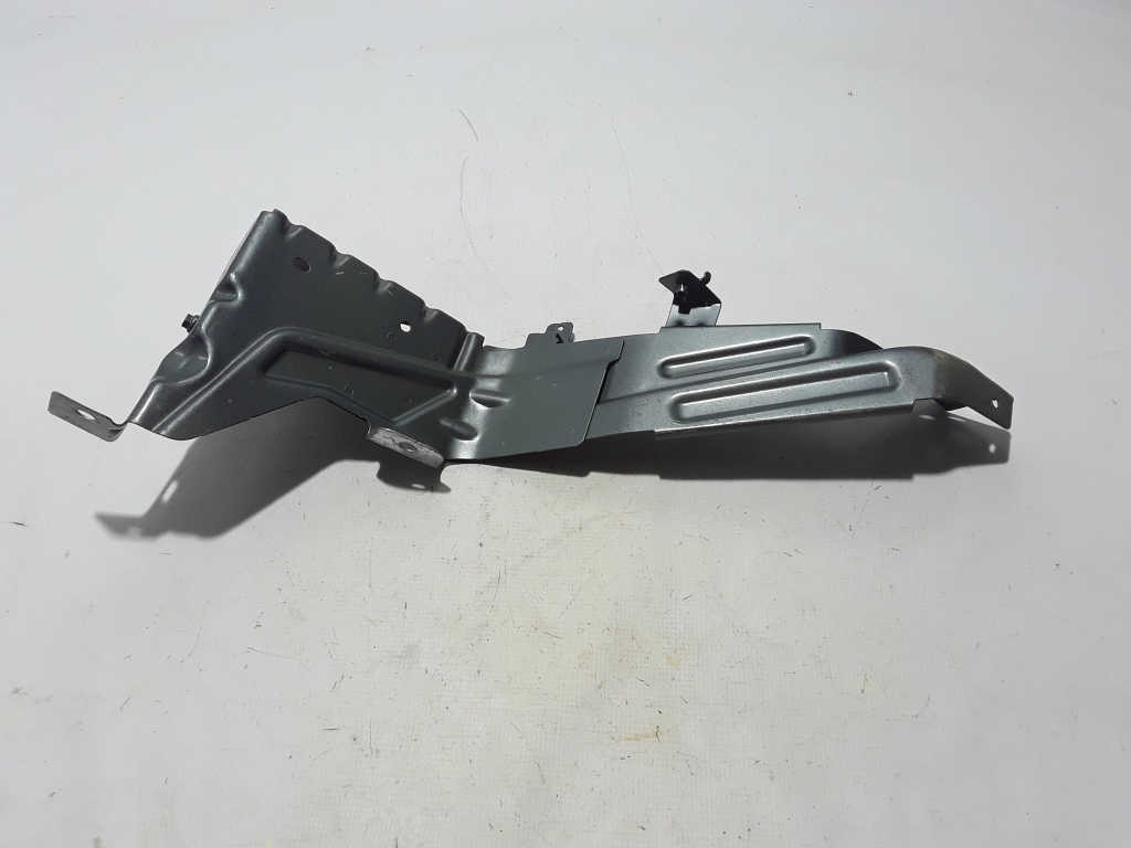 VOLVO XC40 1 generation (2017-2024) Left Side Headlight Mount Plate 31454451, 31651422 22405120