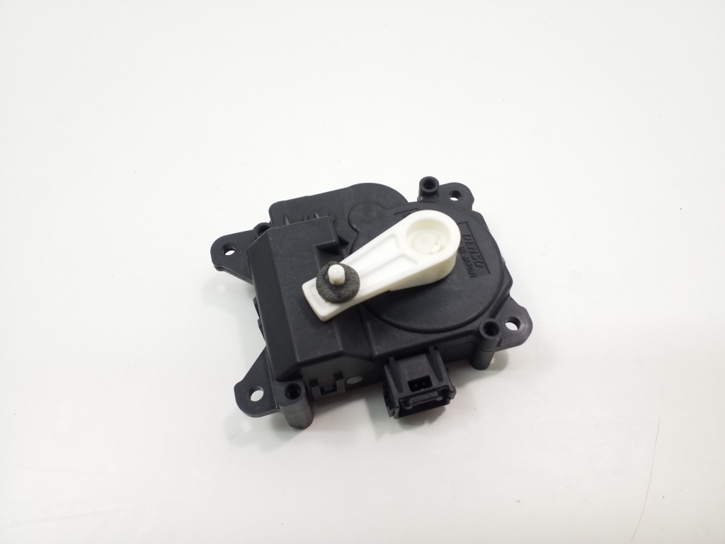 TOYOTA RAV4 4 generation (XA40) (2012-2018) Actionneur de moteur de volet de chauffage intérieur 8710642150 20423503