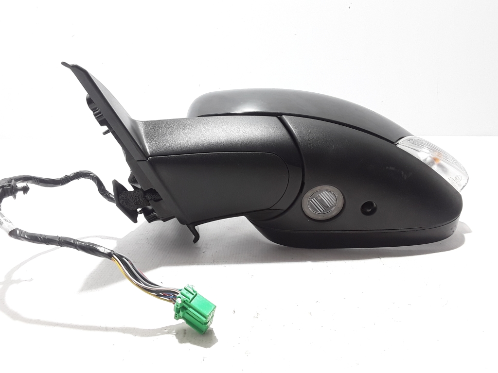 Used VOLVO XC60 Side mirror and its details 31371125