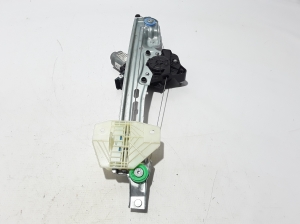 Rear side door window regulator and its parts - 827203386R