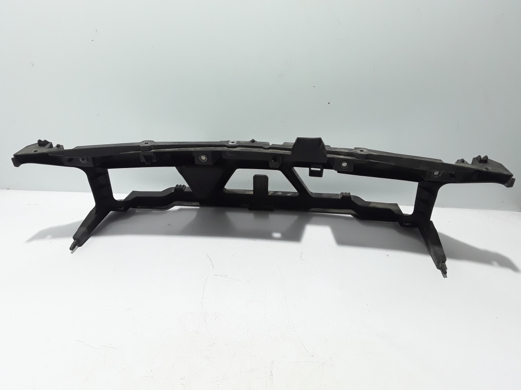 RENAULT Scenic 2 generation (2003-2010) Кронштейн каркаса бампера переднего 8200140174 22405077