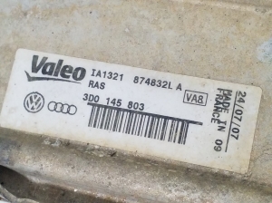 Volkswagen Phaeton (2002–2017) Vahejahuti radiaator 3D0145803 - 3
