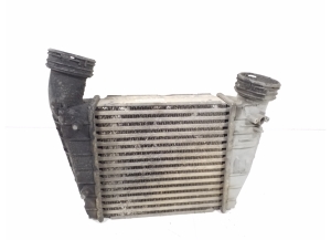 Volkswagen Phaeton (2002–2017) Vahejahuti radiaator 3D0145803 - 4