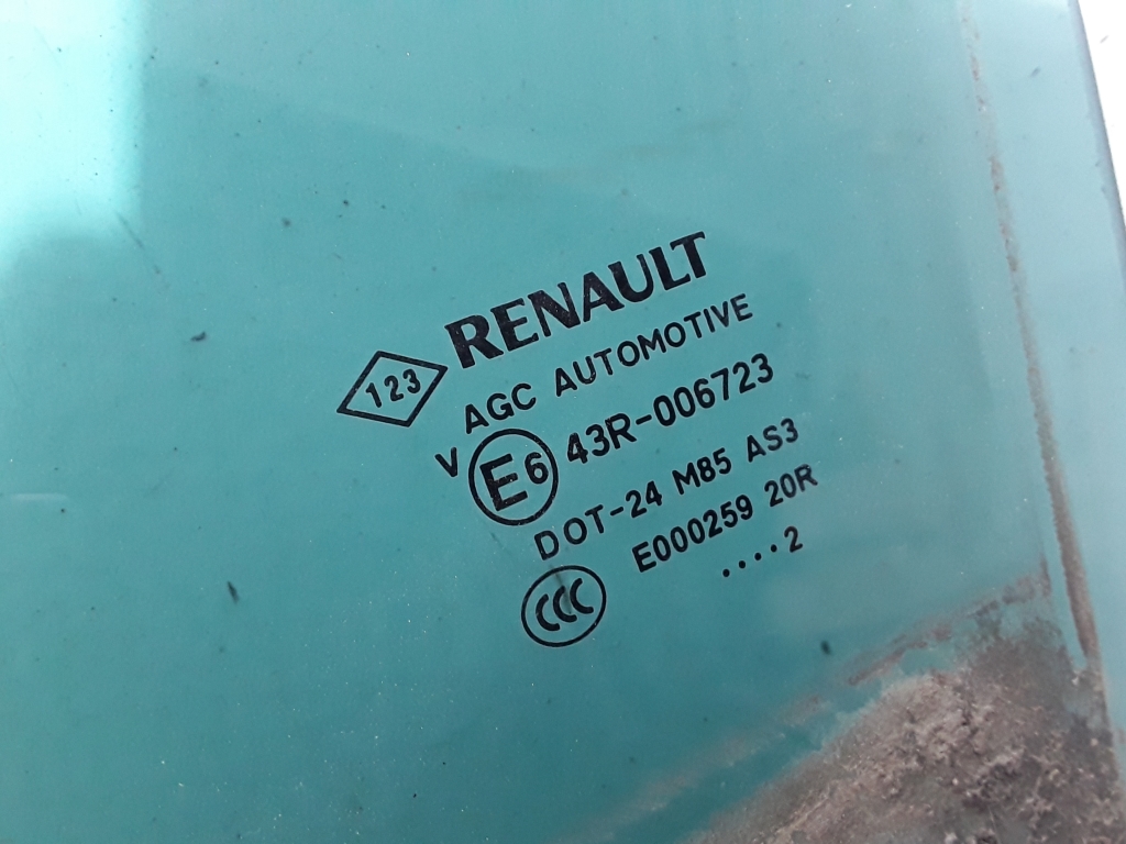 RENAULT Scenic 3 generation (2009-2015) Kreisās puses bīdāmo durvju stikls 823010010R 22405056
