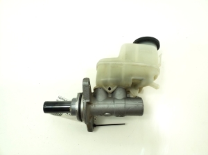   Master cylinder 