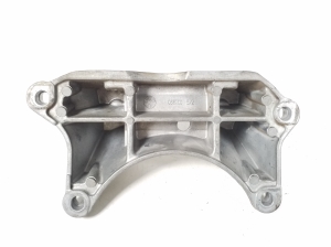 Mercedes Benz S-Class 221 (2005–2013) Käigukasti kinnitus A2112420340 - 3