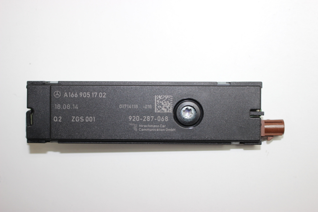 Mercedes Benz GL-Class 166 (2012–2015) Antenas pastiprinātājs A1669051702 Mercedes Benz GL-Class 166 (2012–2015) Antenas pastiprinātājs A1669051702