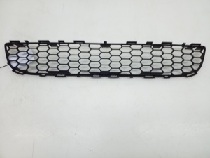 TOYOTA Corola Verso R1 (2004–2009) Front bumper lower grille 531120F0120 - 2