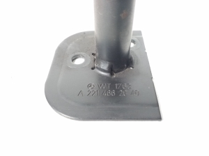 Mercedes Benz S-Class 221 (2005–2013) Muu kinnitus A2214662040 - 2