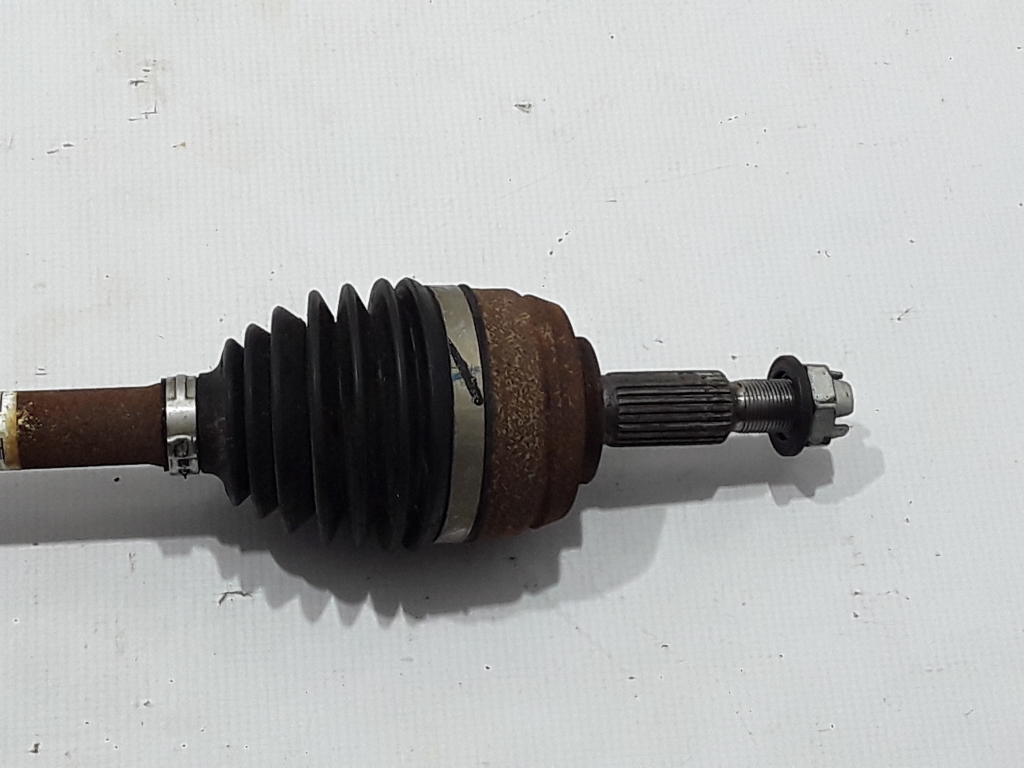 Used Dacia Duster Half axle front and its details 391003840R