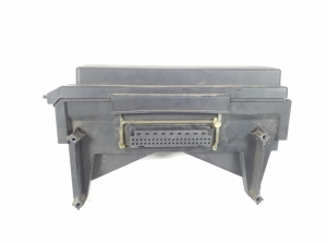   Fuse boxes  - 04692217AA 