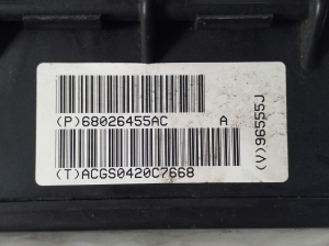 Jeep Grand Cherokee WK (2004–2010) Drošinātāju bloki 68026455AC - 2