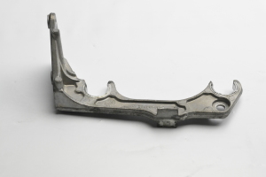 Luftfiltergehäusehalter - A6510940127