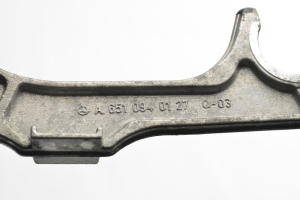 Mercedes Benz C-Class 204 (2007–2014) Luftfiltergehäusehalter A6510940127 - 5
