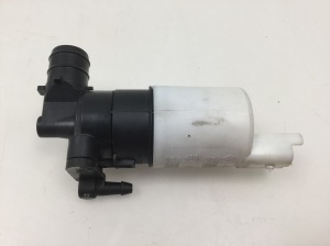 Front windshield washer pump - 8200067015