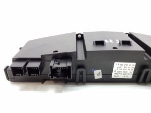 Mercedes Benz S-Class 221 (2005–2013) Heater control panel A2218704958 - 2