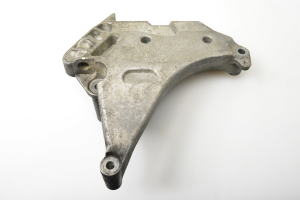  Engine holder 