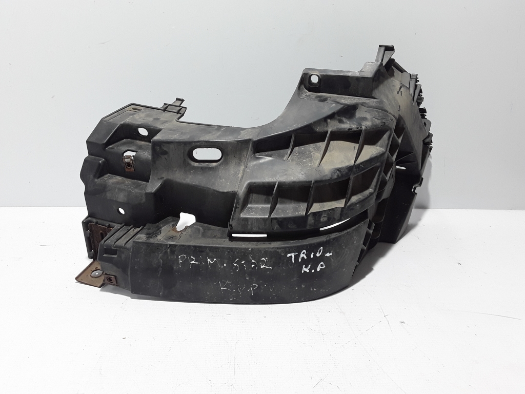 Used RENAULT Trafic Front bumper bracket 620350101R