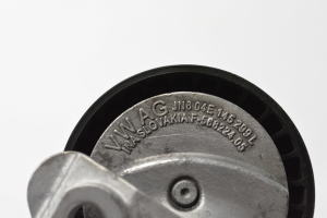 AUDI A3 8V (2012–2020) Rihma pinguti 04E145299L - 3