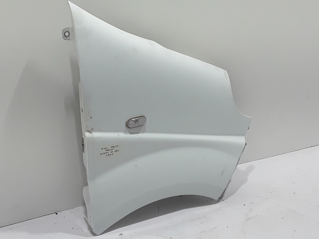 RENAULT Trafic 2 generation (2001-2015) Front Right Fender 7782524467 22405392