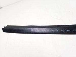 Mercedes Benz S-Class 221 (2005–2013) Kapoti tihend A2216280598 - 3