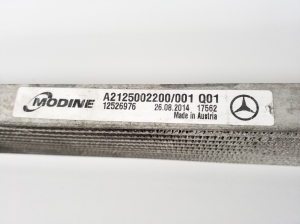 Mercedes Benz E-Class W212 (2009–2015) Getriebeölkühler A2125002200 - 2