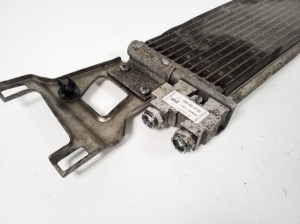Mercedes Benz E-Class W212 (2009–2015) Getriebeölkühler A2125002200 - 4