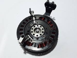  Clutch flywheel 