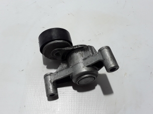  Generator tensioner 