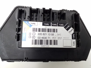 Mercedes Benz S-Class 220 (1998–2005) Commande de siège arrière dans la porte A2208211358 - 3