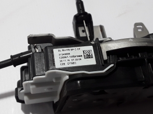 VOLVO XC90 (2015–2024) Front door lock 31349895 - 3