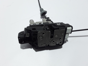 VOLVO XC90 (2015–2024) Front door lock 31349895 - 5