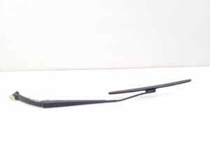  Windshield wiper blade 