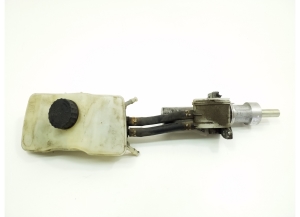   Master cylinder 