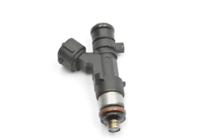 Fuel injector - 060402