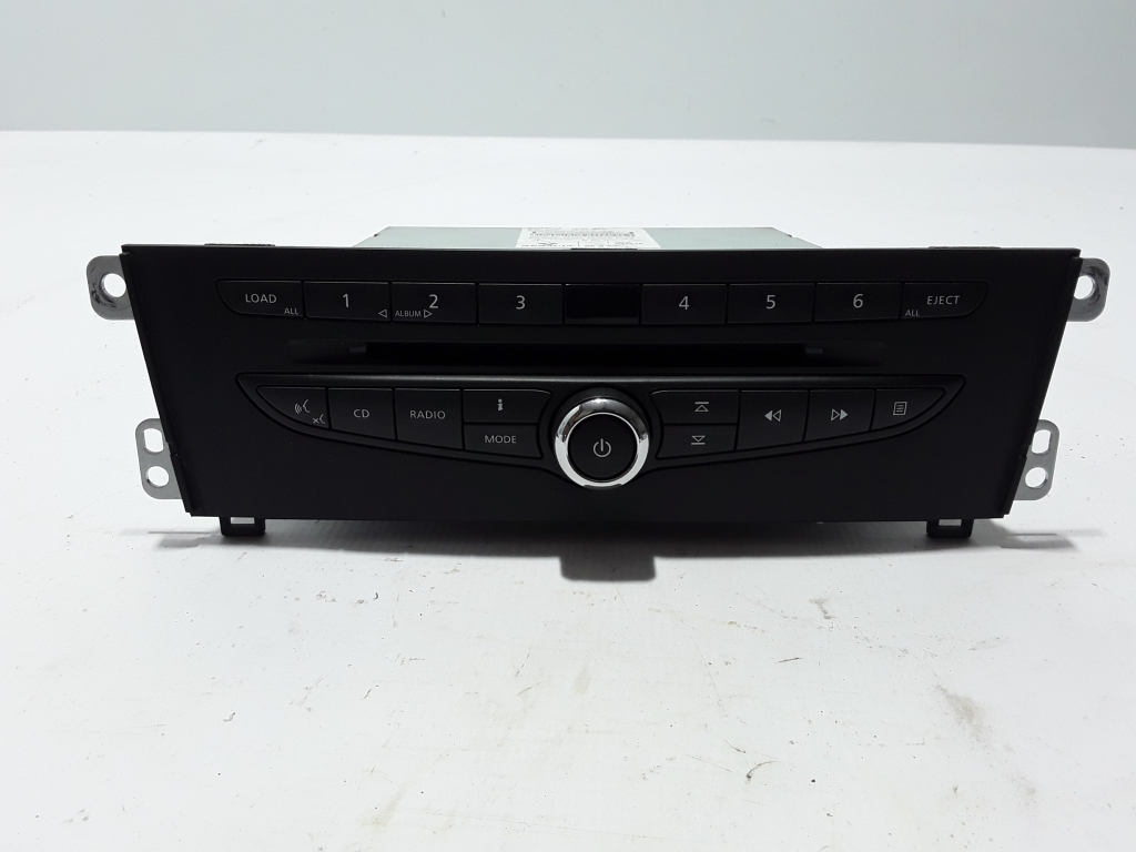 RENAULT Latitude (2010–2017) Autoraadio 281010508R RENAULT Latitude (2010–2017) Autoraadio 281010508R