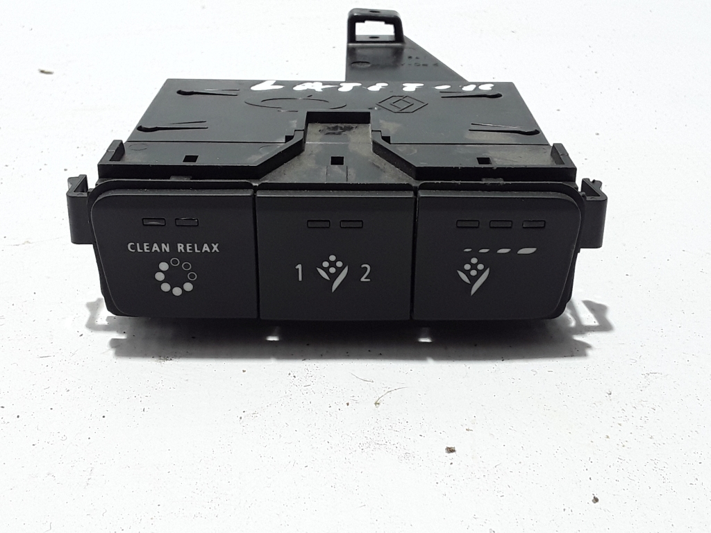 RENAULT Latitude (2010–2017) Lüliti ja selle osad 274700004R RENAULT Latitude (2010–2017) Lüliti ja selle osad 274700004R