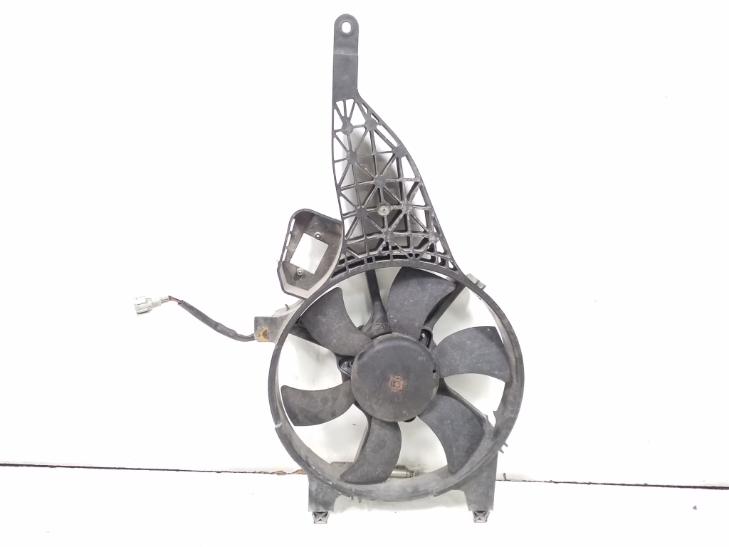 NISSAN NP300 1 generation (2008-2015) Engine Cooling Fan Radiator 92120EB400 21917647