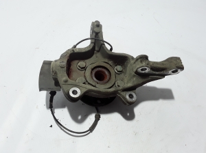 RENAULT Latitude (2010–2017) Front wheel hub 400150006R - 2