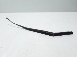   Windshield wiper blade 