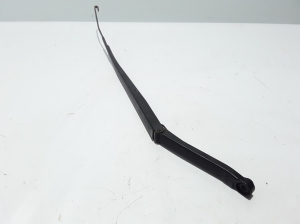  Windshield wiper blade 