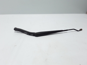   Windshield wiper blade 