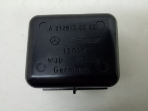 Mercedes Benz E-Class W212 (2009–2015) Tagumine tuhatoos A2128130002 - 2