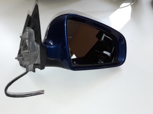  Side mirror and its details 