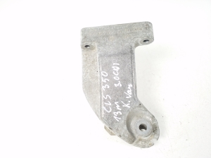 Motorhalter - A6422235404